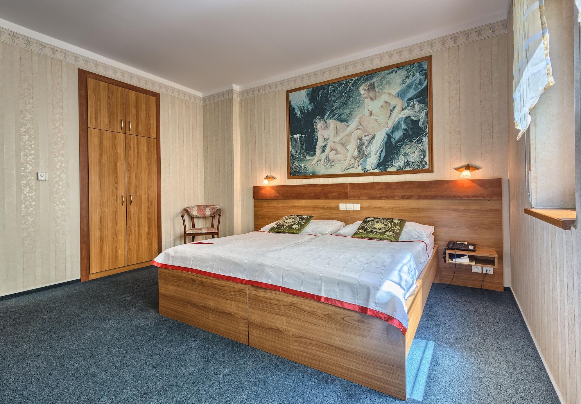 Wellness Hotel Babylon Liberec Bagian luar foto