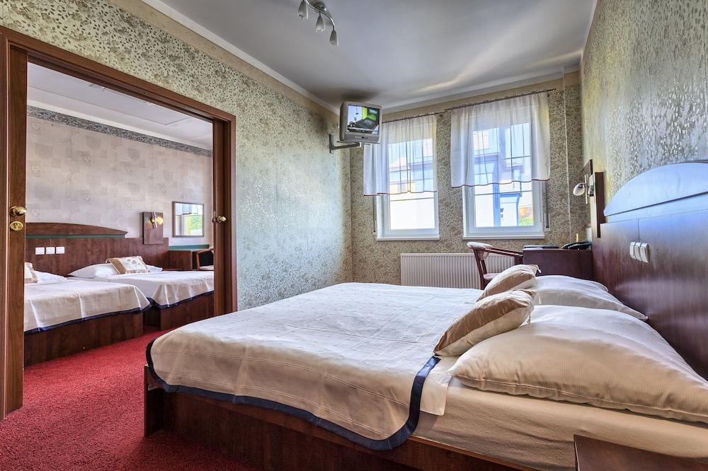Wellness Hotel Babylon Liberec Bagian luar foto