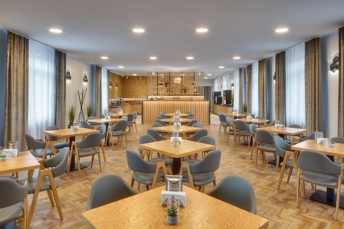 Wellness Hotel Babylon Liberec Bagian luar foto