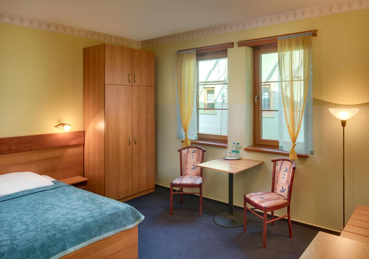 Wellness Hotel Babylon Liberec Bagian luar foto