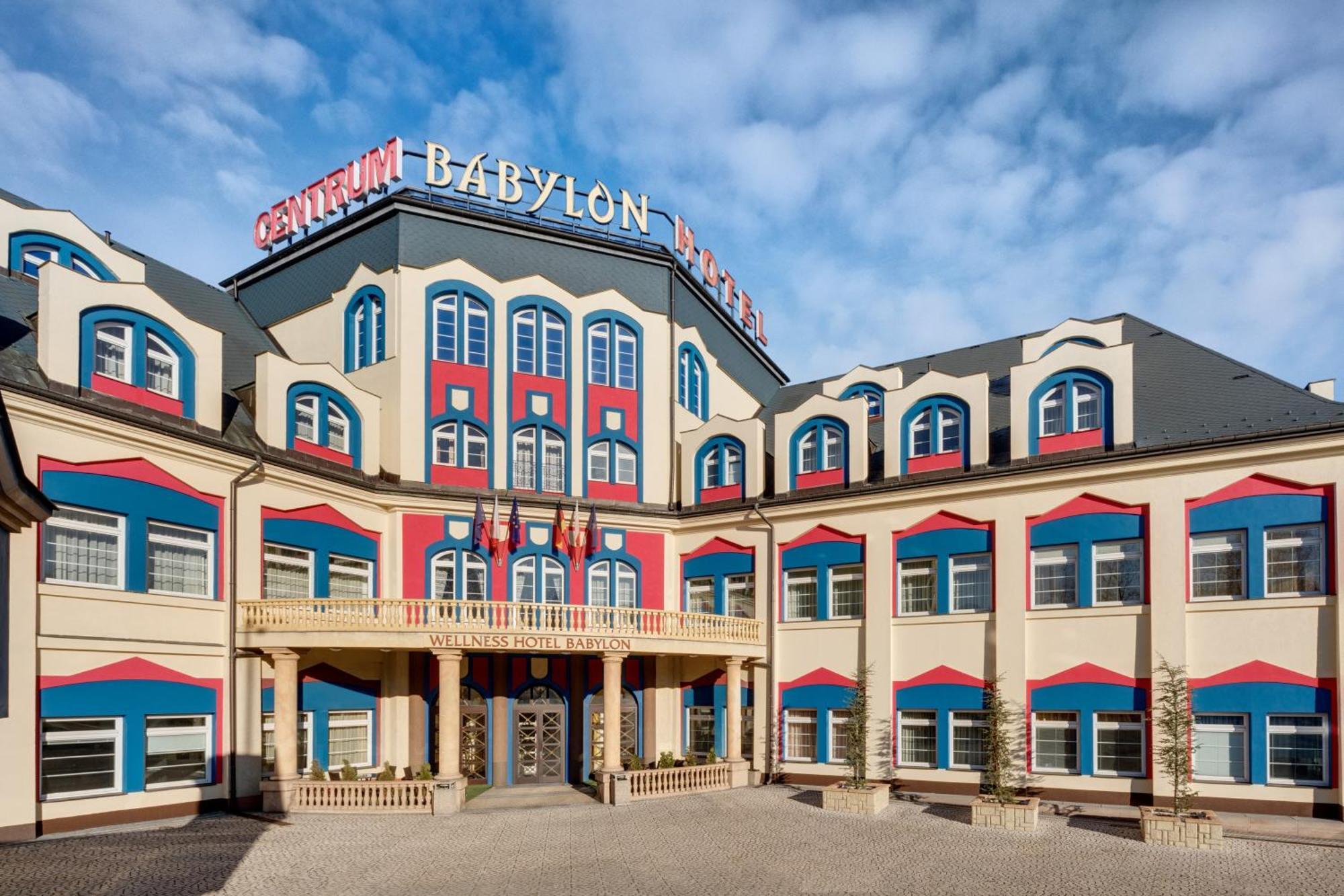 Wellness Hotel Babylon Liberec Bagian luar foto
