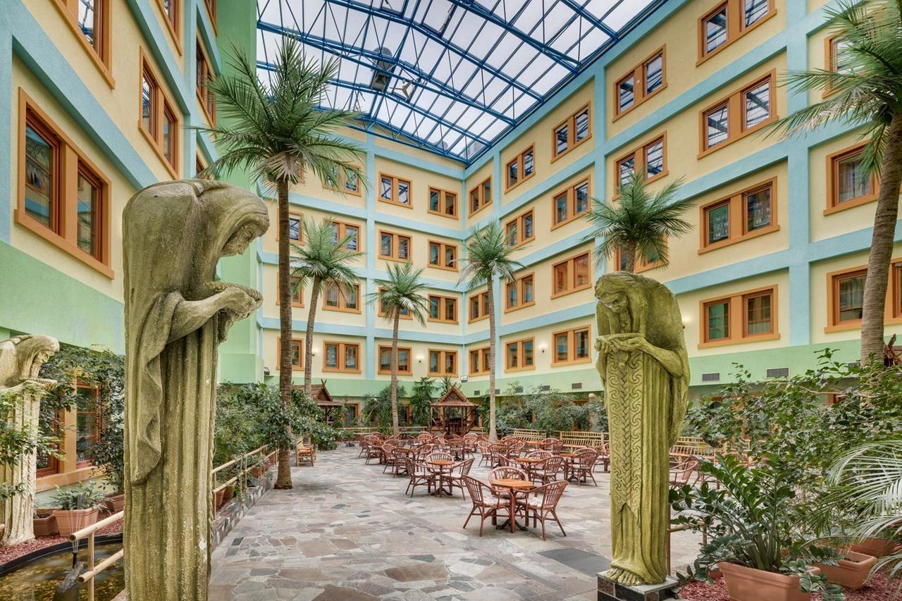 Wellness Hotel Babylon Liberec Bagian luar foto