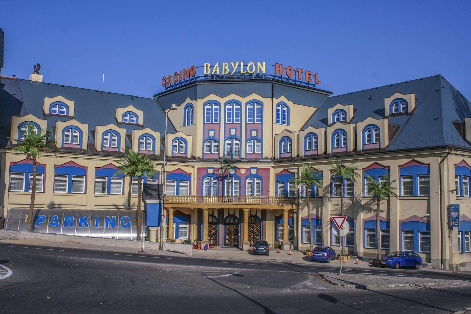 Wellness Hotel Babylon Liberec Bagian luar foto