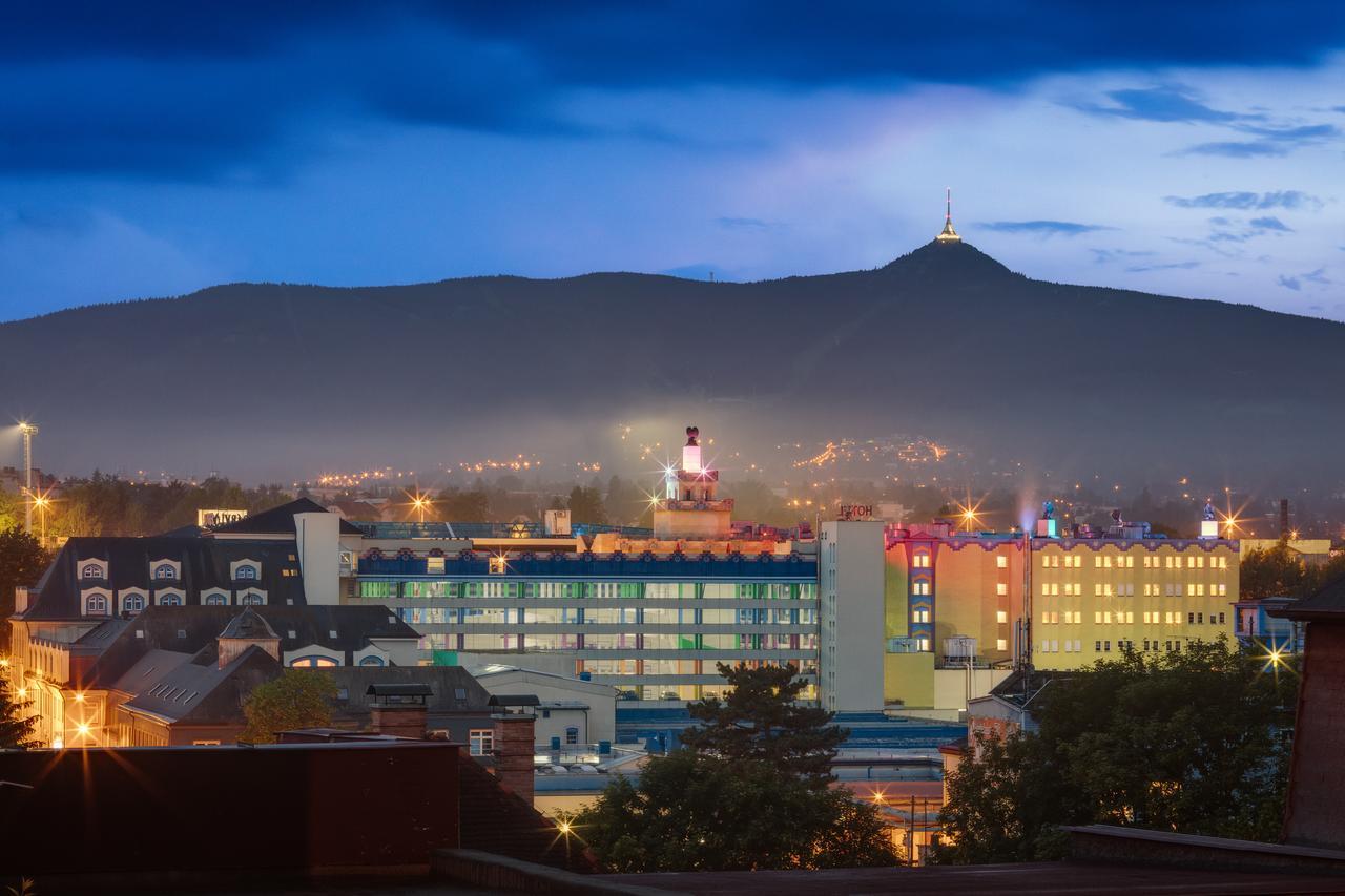 Wellness Hotel Babylon Liberec Bagian luar foto